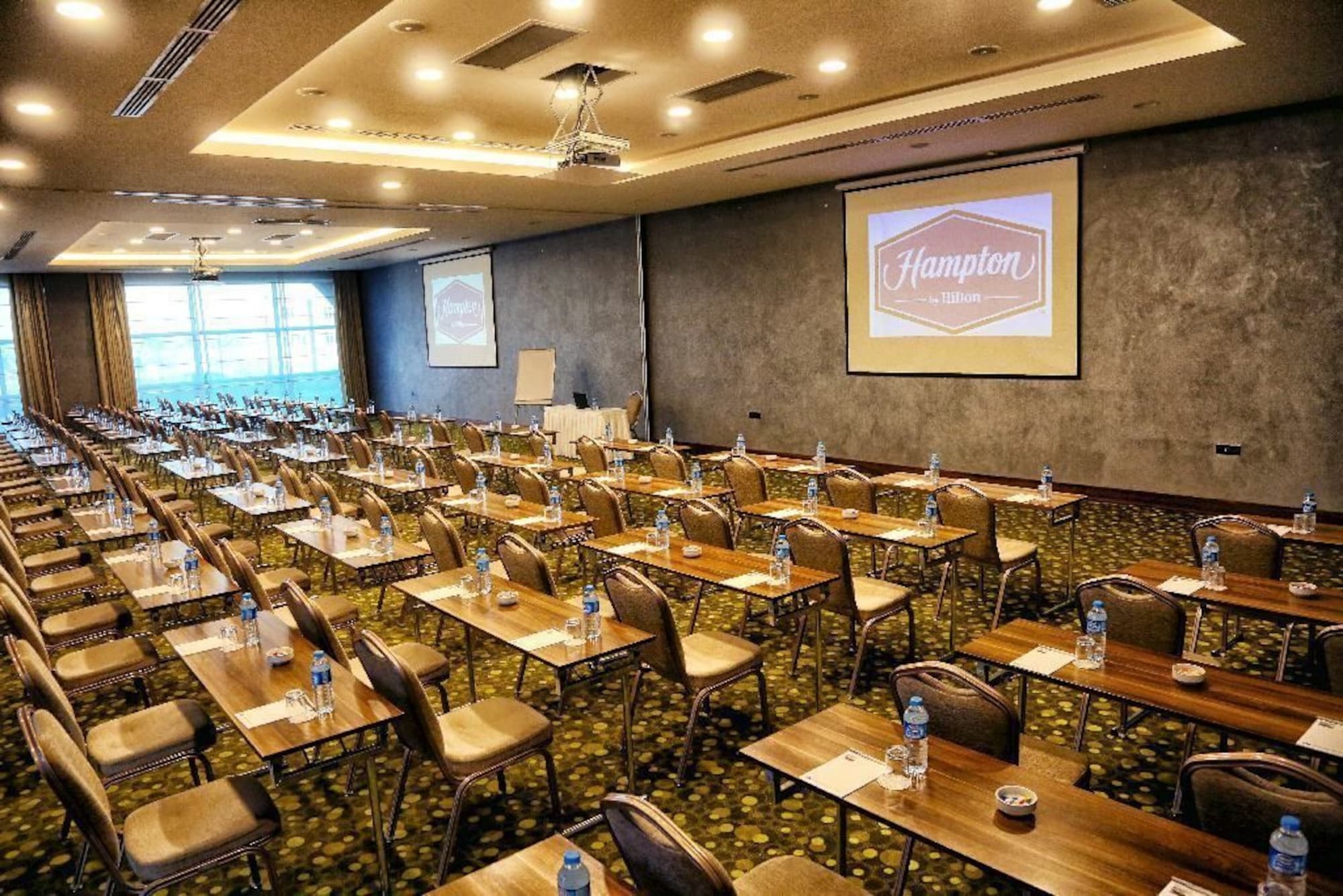 Hampton By Hilton Samsun Hotell Eksteriør bilde
